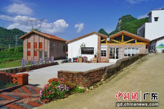 龙华村梅子寨盘活36间旧瓦房,创新实施“共富乡村”项目。 徐慧敏 摄 龙华村梅子寨盘活36间旧瓦房,创新实施“共富乡村”项目。 徐慧敏 摄
